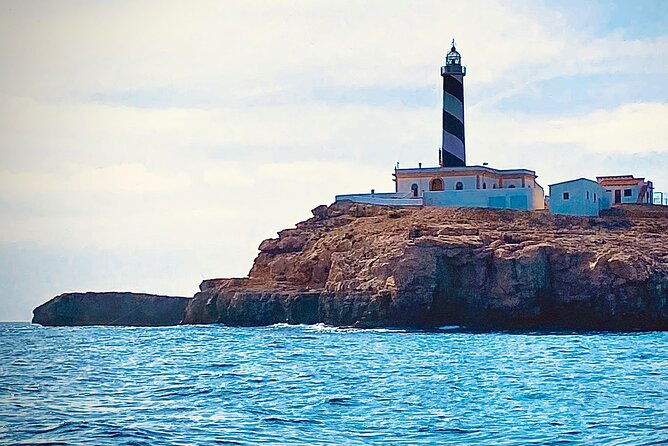 palma-boat-trip-in-mallorca-and-snorkel-for-private-group