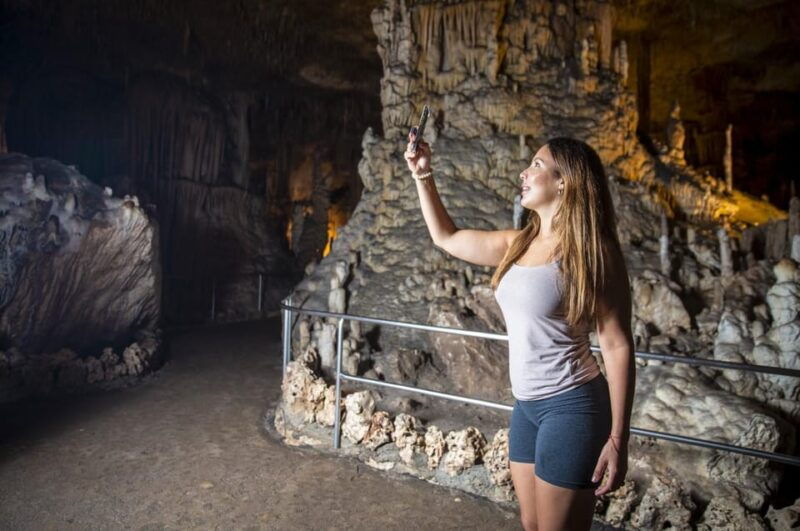 palma-caves-of-drach-entrance-music-concert-and-boat-trip
