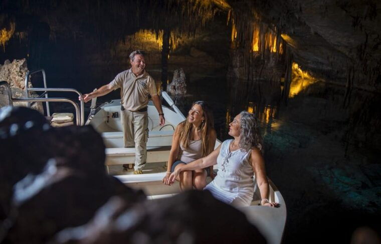 palma-caves-of-drach-entrance-music-concert-and-boat-trip