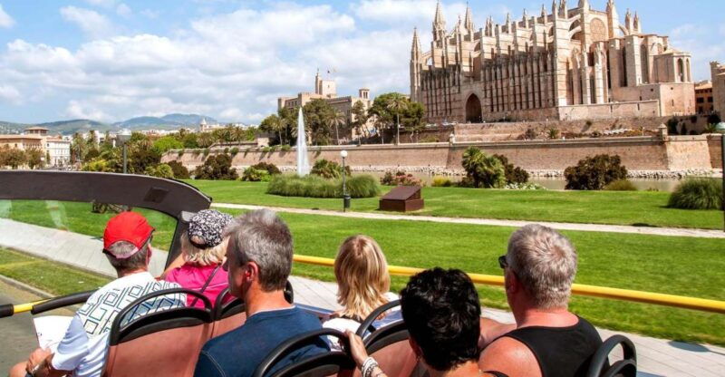 palma-de-mallorca-city-sightseeing-hop-on-hop-off-bus-tour