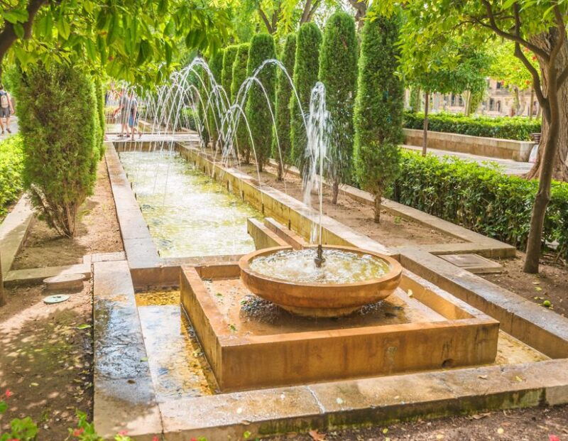 palma-de-mallorca-city-walking-tour-with-the-cathedral