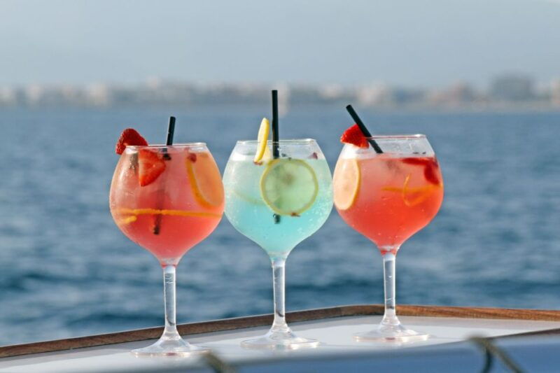 palma-de-mallorca-deluxe-catamaran-sailing-tour-with-meal
