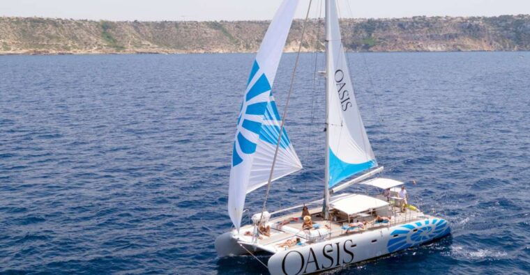 palma-de-mallorca-deluxe-catamaran-sailing-tour-with-meal