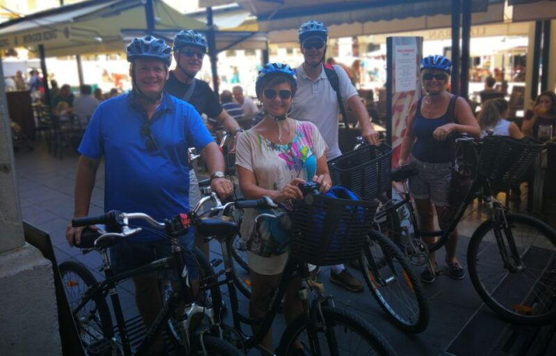 palma-de-mallorca-guided-bicycle-tour-with-tapas-a-drink