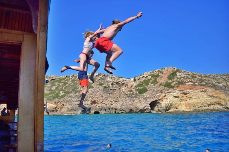 palma-de-mallorca-palma-bay-boat-tour-with-snorkeling