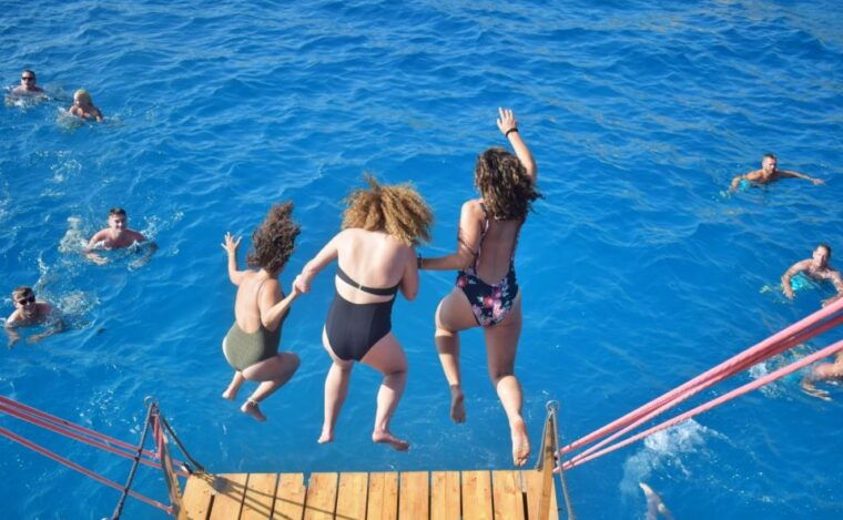 palma-de-mallorca-palma-bay-boat-tour-with-snorkeling