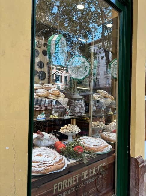 Palma de Mallorca: Private Guided Walking Tour with Tapas - Practical Details and Value  