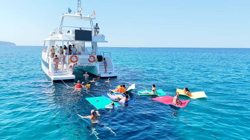 Palma: Deluxe Catamaran with Snacks, Drink, SUP & Snorkeling - The Sum Up