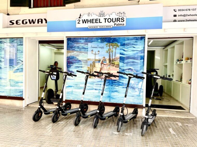palma-guided-1-5-h-city-tour-on-electric-scooter