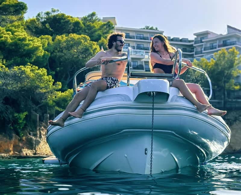 Palma Mallorca: Private Boat Trip with Water Toys - The Culinary Experience: Dine Your Way