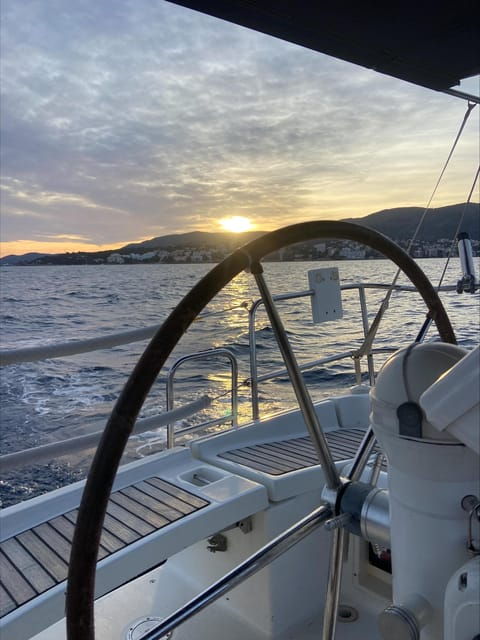 palma-of-mallorca-private-sailing-boat-experience