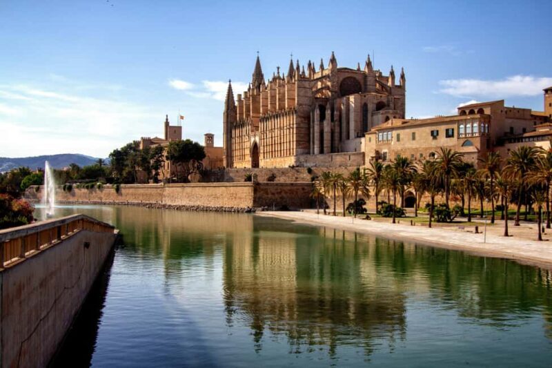 Palma: Old Town Guided Tour with Cathedral Skip-the-Line - An Inside Look at the Itinerary