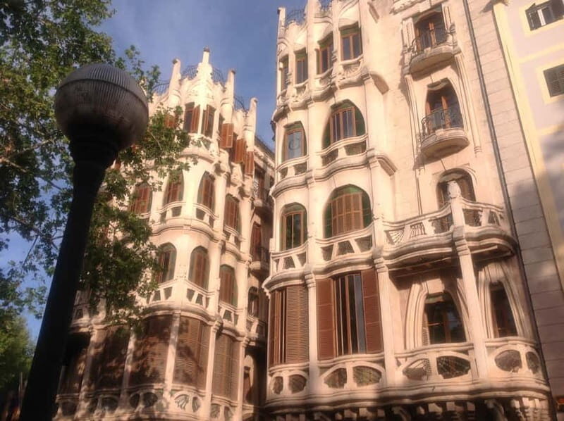 Palma Old Town Insider Tour with visit of the Cathedral - Authentic Insights from Reviews