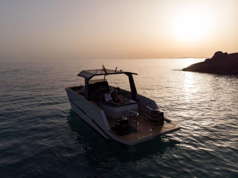 palma-private-boat-with-skipper-from-playa-de-palma