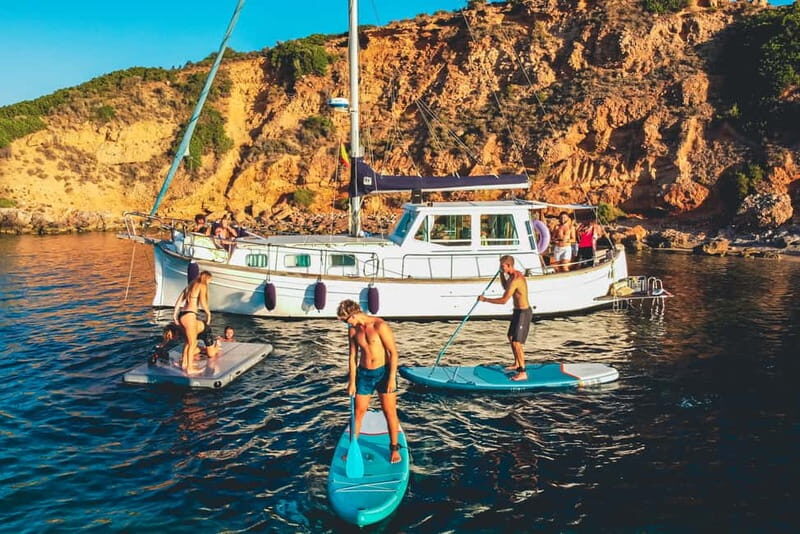 Palma: Private Motor Sailing Cruise on delux Mallorcan Llaut - The Experience in Detail