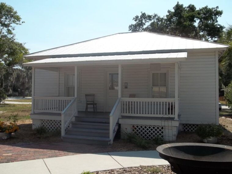 palmetto-ghost-and-haunted-history-guided-walking-tour