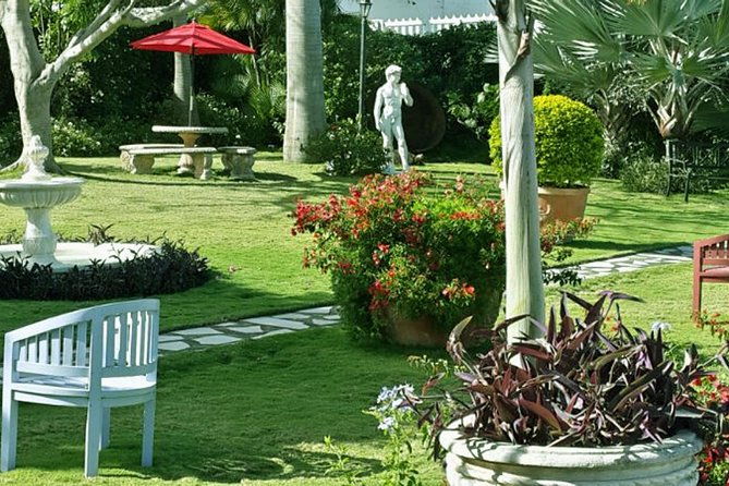 palms-court-gardens-and-restaurant-day-pass