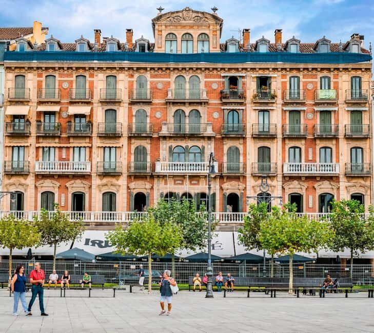 Pamplona: Private Guided Walking Tour - Pricing and Value