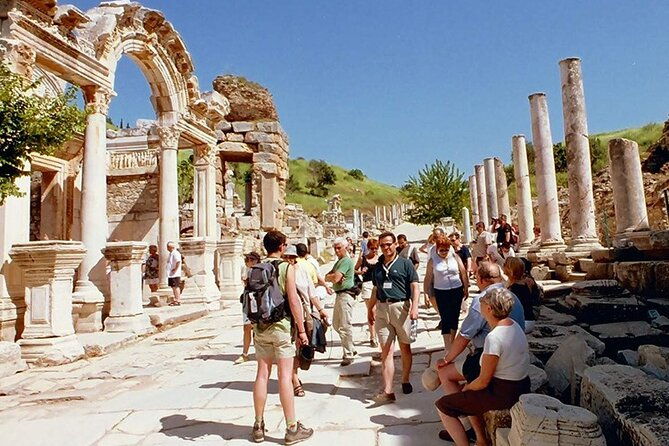 pamukkale-and-hierapolis-full-day-guided-tour-from-kemer-2