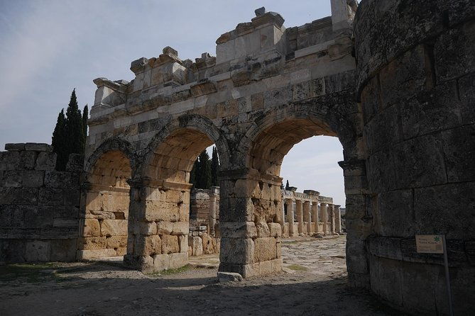 pamukkale-and-hierapolis-tour