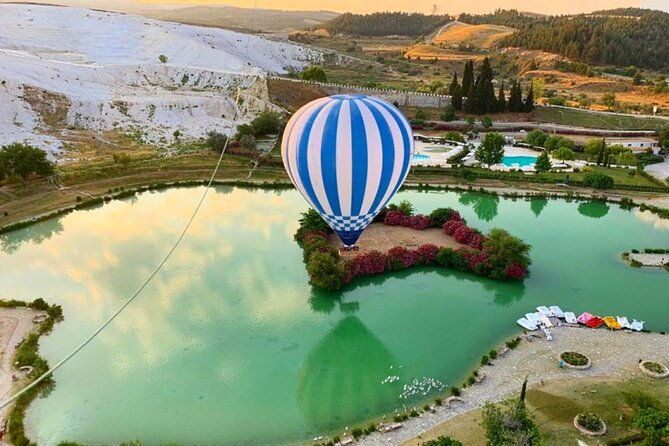 pamukkale-hot-air-balloon-sunrise-flight-certificate-champagne