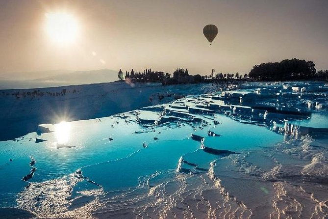 pamukkale-hot-air-balloon-tour-with-breakfast-and-champagne