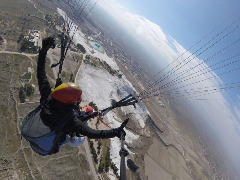 pamukkale-tandem-paragliding-experience