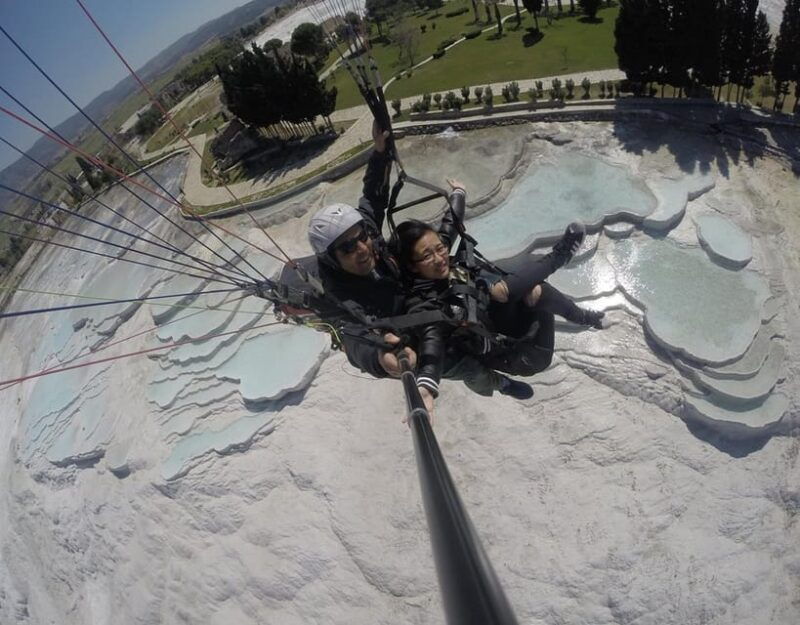 pamukkale-tandem-paragliding-with-ancient-hierapolis-views