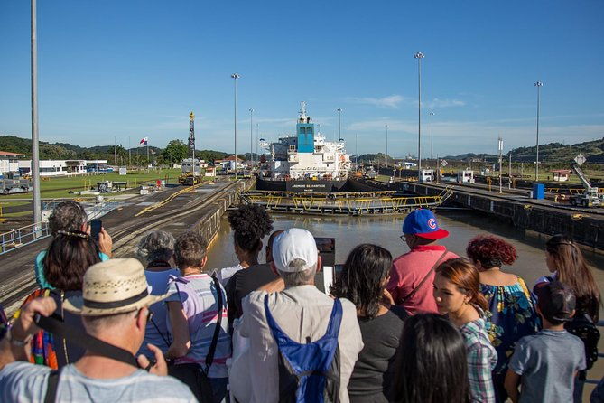 panama-canal-partial-tour-southbound-direction