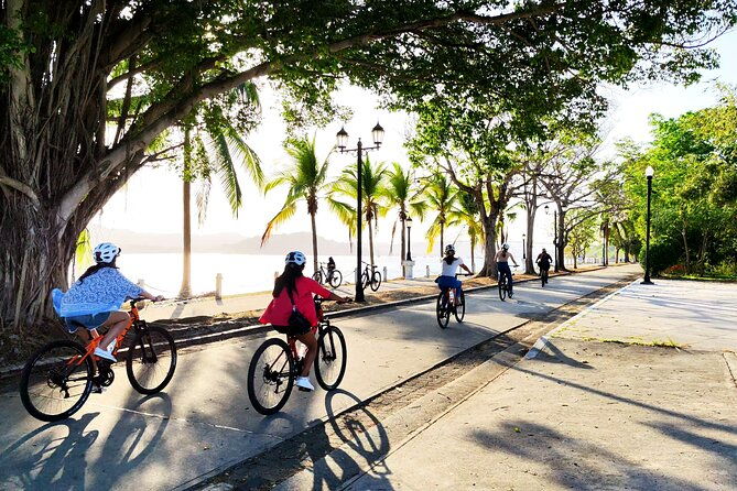 panama-canal-zone-bike-adventure