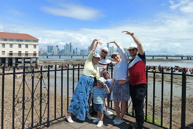 panama-city-canal-2-oceans-1-day-from-colon-port-by-land