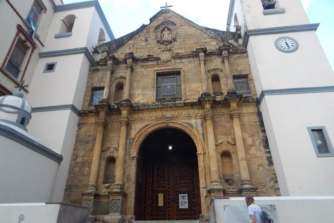 panama-layover-tour-with-panama-canal-and-city-tour