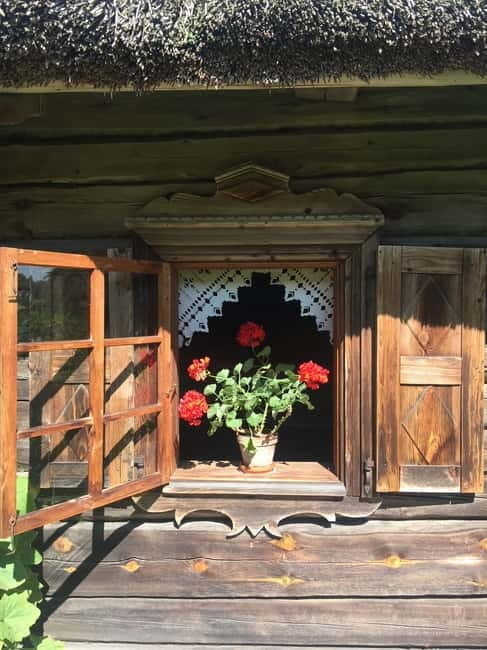 Paneriai Holocaust Site, Trakai Castle & Rumsiskes Day Tour - FAQ