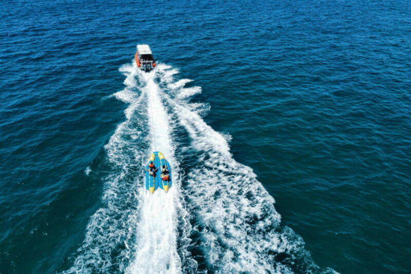 panglao-banana-boat-ride-experience-along-alona-beach