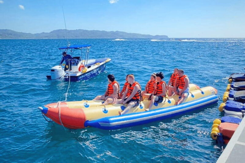 panglao-banana-boat-ride-experience-along-alona-beach