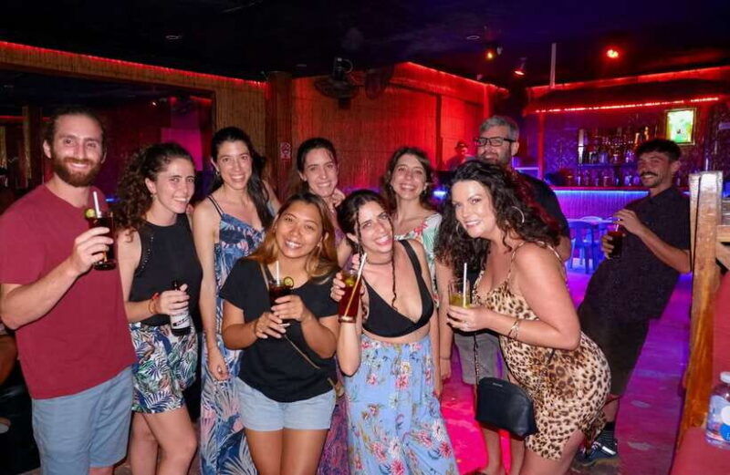 panglao-bohol-island-alona-beach-pub-crawl-with-drinks