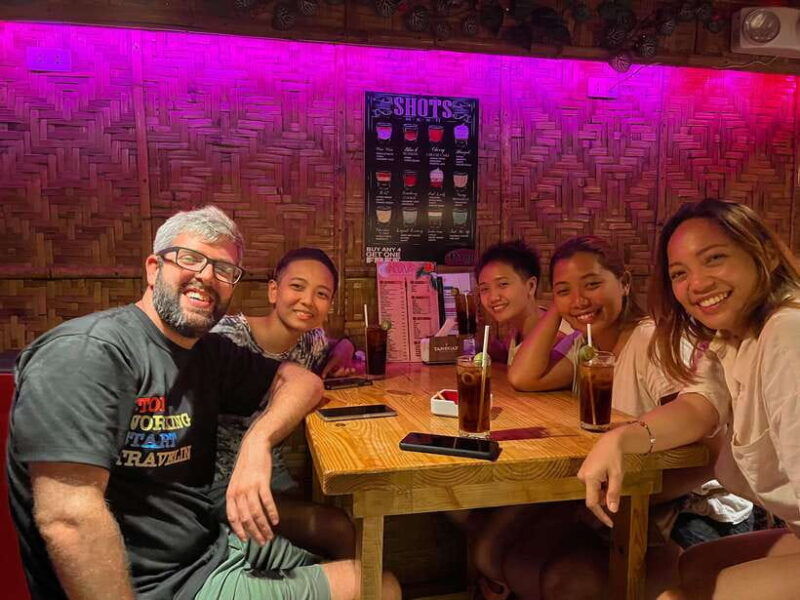 panglao-bohol-island-alona-beach-pub-crawl-with-drinks