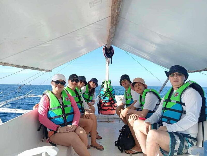 panglaobalicasag-virgin-island-private-with-lunch