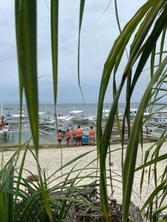 panglaobalicasag-virgin-island-private-with-lunch