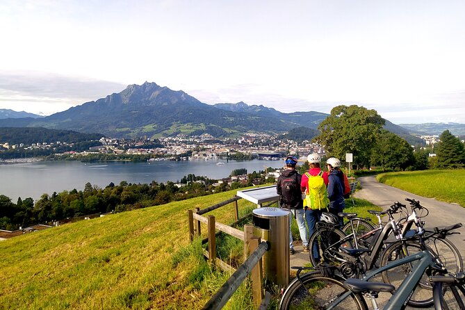 panoramic-e-bike-tour-with-a-lake-cruise