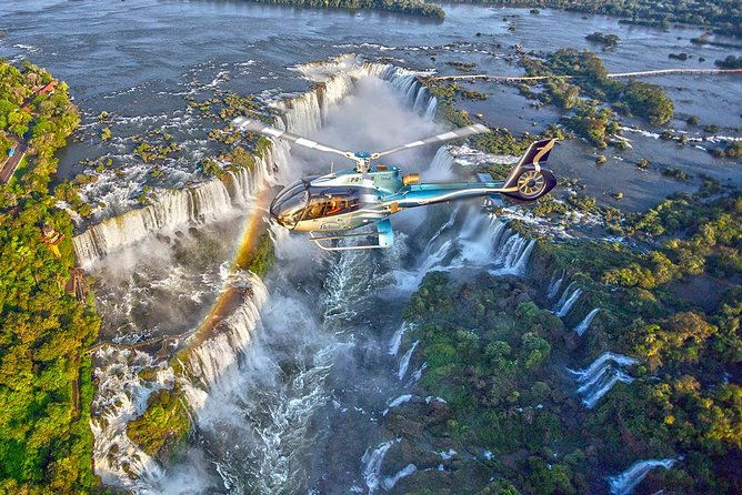 panoramic-helicopter-flight-over-iguassu-falls