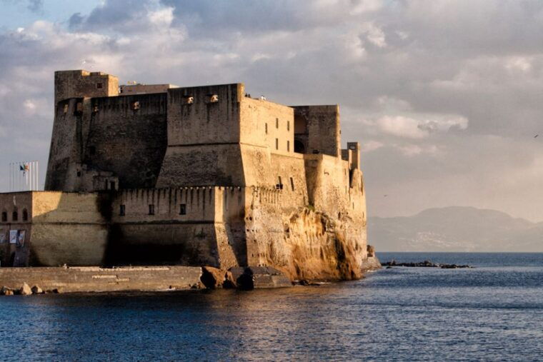 panoramic-naples-private-tour-by-vintage-vespa