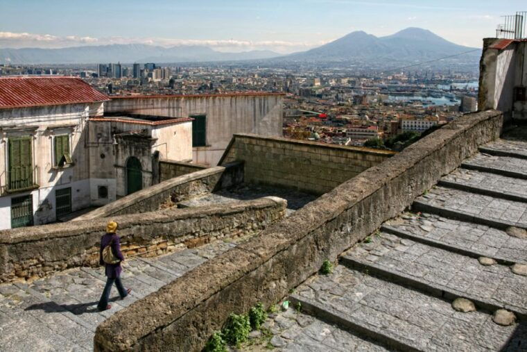 panoramic-naples-private-tour-by-vintage-vespa