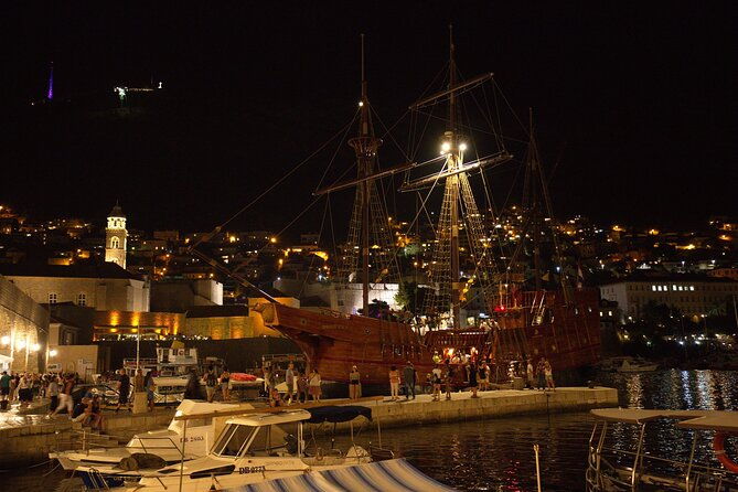 panoramic-night-cruise-from-dubrovnik