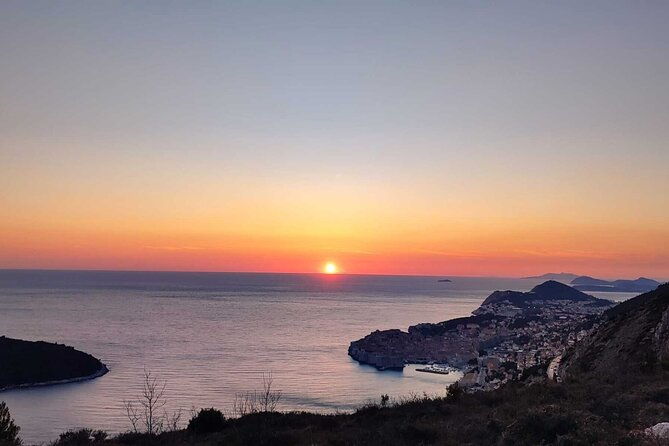 panoramic-sunset-hike