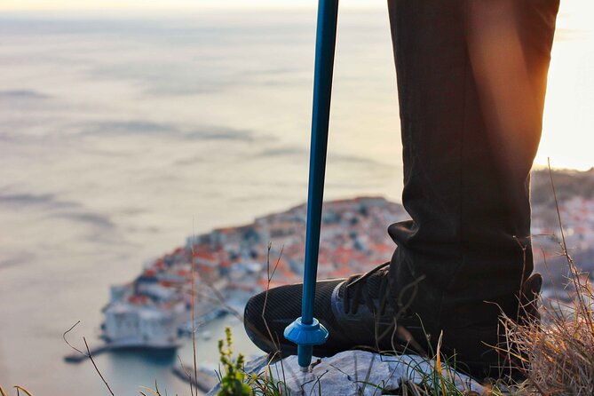 panoramic-sunset-hike