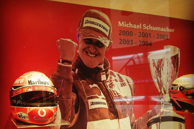 panoramic-tour-of-the-fiorano-track-with-entrance-to-the-ferrari-museum