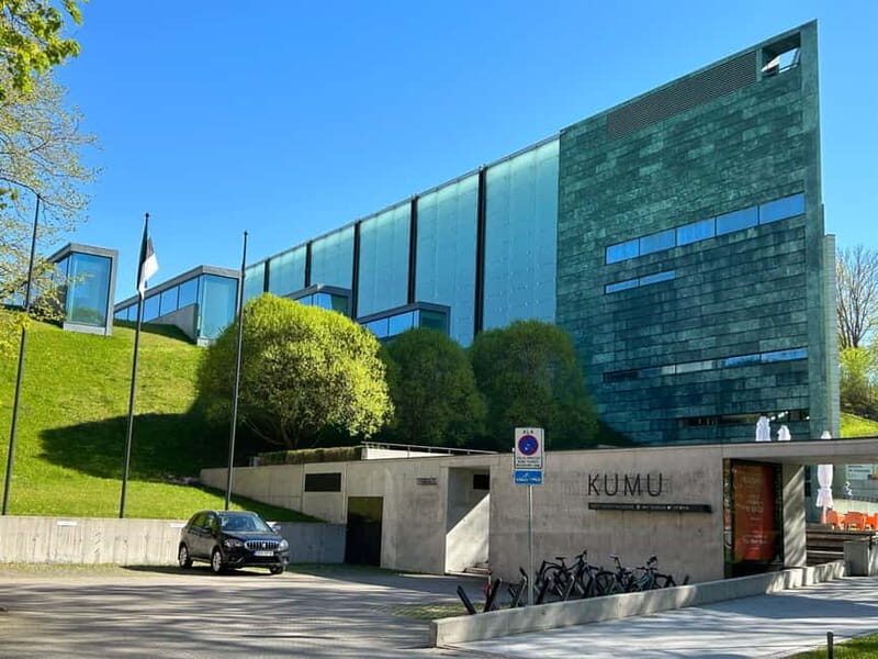 Panoramic Tour over Tallinn by vehicle - An In-Depth Look at the Panoramic Tallinn Tour
