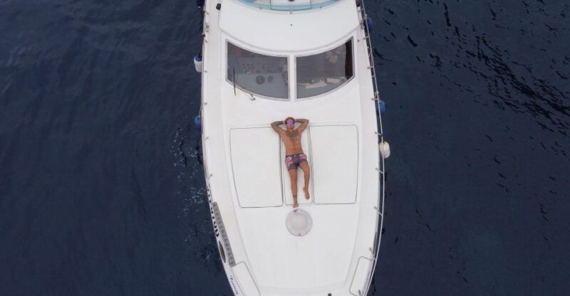 pantelleria-island-island-tour-in-yacht-with-simone-luck
