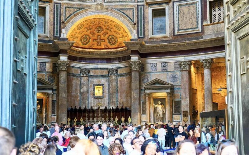 pantheon-audio-guided-tour-endless-imperial-rome-experience